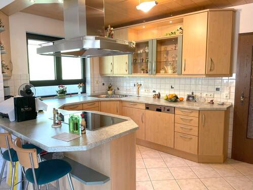 Neue Küche .... - Mehrfamilienhaus, Wohnhaus mit 269,00 m² in Fürth zum Kaufen