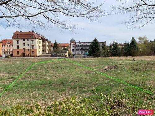 Grundstück - Grundstück in der Stadt, mit viel Platz!