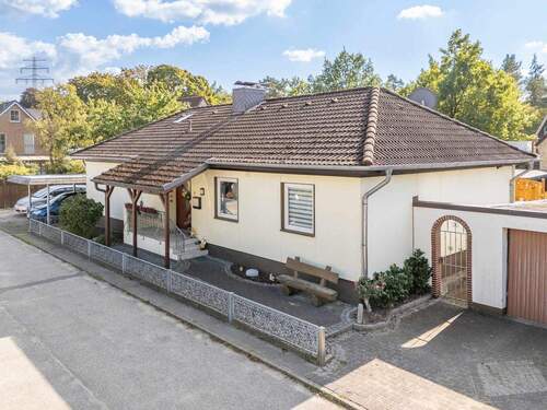 Außenansicht - 4 Zimmer Bungalow in Geesthacht