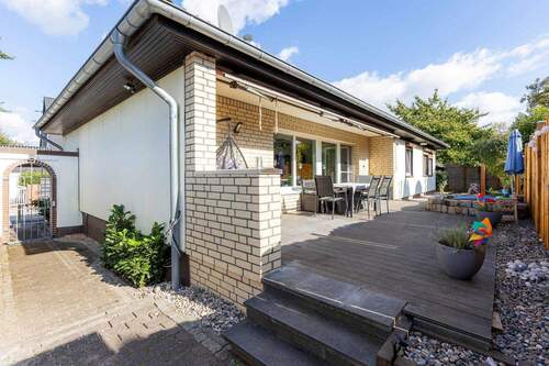 Außenansicht - Bungalow mit 125,00 m² in Geesthacht zum Kaufen