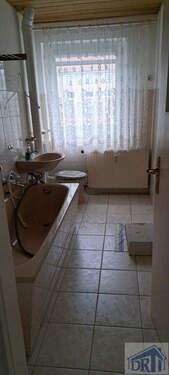 Bad - 3 Zimmer Etagenwohnung in Seifhennersdorf