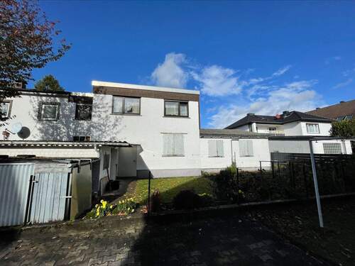 Lagerhalle mit Wohnung - 