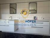 Hauptbad mit 2 Waschbecken - 