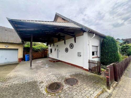 Seitenansicht - 6 Zimmer Einfamilienhaus in Meine