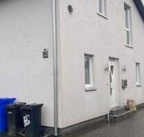 Wesseling, Wärmepumpe, attraktives KfW 70 Haus, leerstehend, von Privat