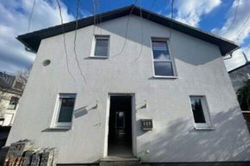 Hauseingang - 5 Zimmer Einfamilienhaus in Wesseling