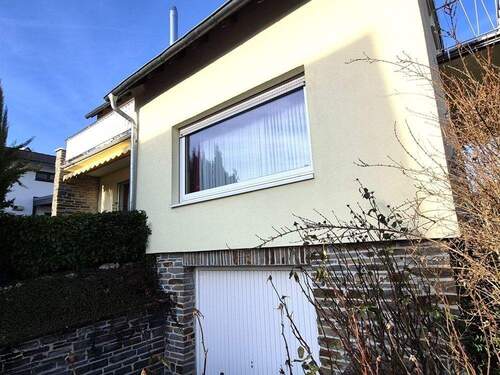 Außendämmung, Garage - Einfamilienhaus mit 198,20 m&sup2; in Traben-Trarbach zum Kaufen