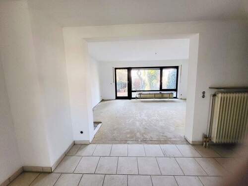 Wohn-Essbereich - Reihenmittelhaus mit 127,20 m² in Nürnberg zum Kaufen