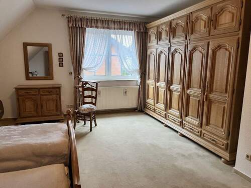 Schlafzimmer 1.OG 3 - 