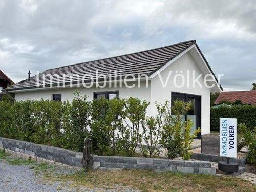 Ansicht - Mehrfamilienhaus, Wohnhaus mit 53,00 m&sup2; in Lembruch zum Kaufen