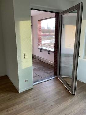 Balkonansicht nach Südosten zum Kronsberg - 