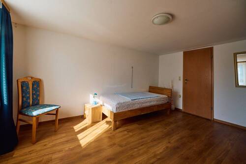 Erdgeschoss, Zimmer - 