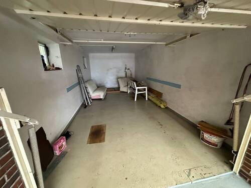 Garage - 