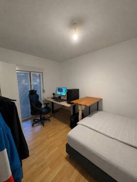 Schlafzimmer - 2 Zimmer Etagenwohnung zur Miete in Bensheim
