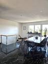 Essbereich mit Ausgang zum Balkon - 