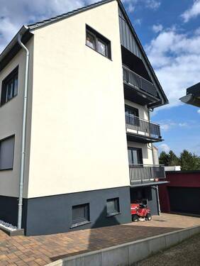 seitliche Ansicht - 8 Zimmer Mehrfamilienhaus, Wohnhaus in Kleinblittersdorf