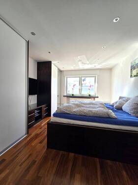 Schlafzimmer EG - 