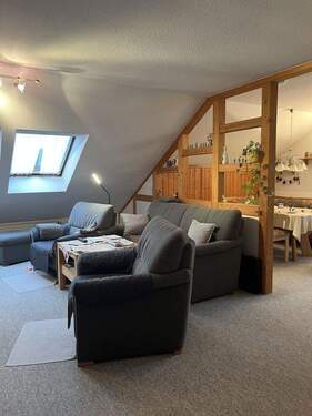 Wohnzimmer - 2 Zimmer Etagenwohnung zum Kaufen in Großenseebach