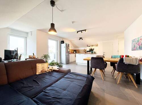 Wohnen / Essen /Kochen - 3 Zimmer Etagenwohnung zum Kaufen in Villingen-Schwenningen