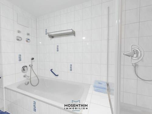Bad - 3 Zimmer Etagenwohnung in Wernau