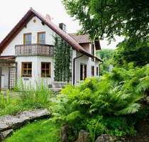 Ein schönes Haus für eine Familie mit herrlichem Garten und separatem Bauplatz - Pfaffenhofen an der Glonn Ebersried