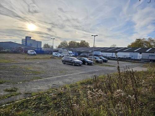 13 - freies Grundst.jpg - 