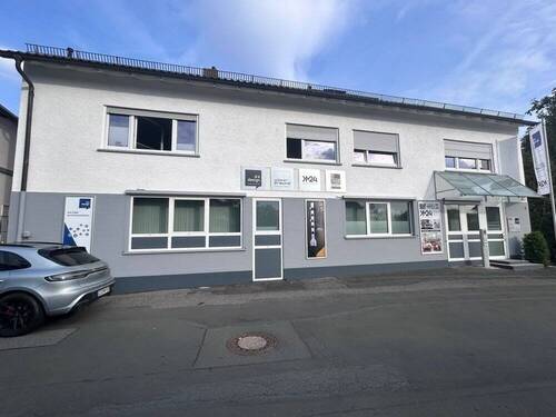 Bild 2 - 1 Zimmer Mehrfamilienhaus, Wohnhaus zum Kaufen in Kronach / Neuses