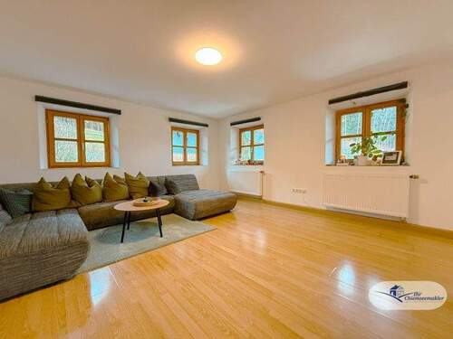 Wohnen - 4 Zimmer Etagenwohnung zur Miete in Aschau im Chiemgau / Bucha