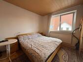 Schlafzimmer - Etagenwohnung mit 61,00 m&sup2; in Nienburg zum Kaufen