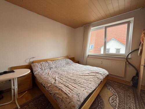 Schlafzimmer - Etagenwohnung mit 61,00 m&sup2; in Nienburg zum Kaufen