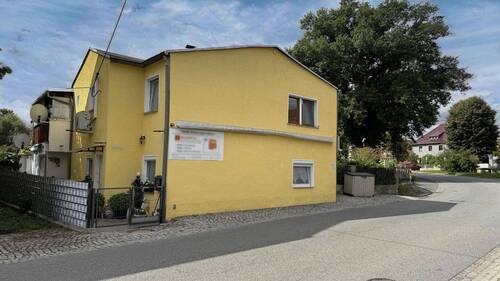 Straßenansicht - Charmantes Eigenheim in ruhiger Lage