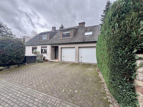 Straßenansicht - 