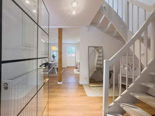 Bild 1 - Frisch renoviert & bezugsbereit: Reihenhaus in ruhiger Lage in Mannheim