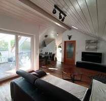 Helle, moderne 3-Zimmer-Dachgeschosswohnung - Auenwald Oberbrüden