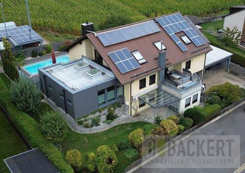 Luftaufnahme - Traumimmobilie mit Liebe zum Detail und etlichen Highlights!