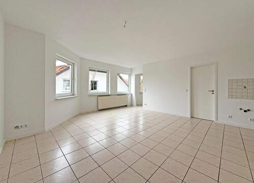 Offener Wohn-/Essbereich - 1 Zimmer Etagenwohnung zum Kaufen in Staufenberg