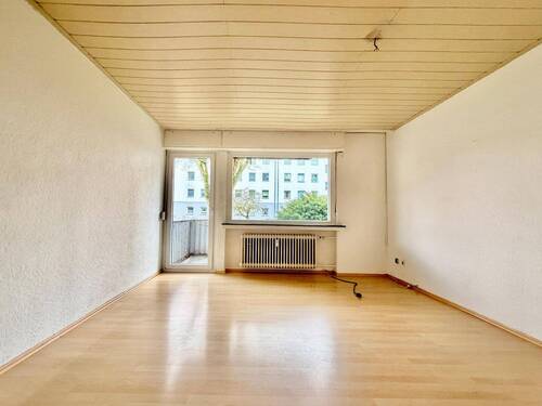 Wohnzimmer - 3 Zimmer Etagenwohnung zum Kaufen in Bochum