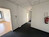 Flur (vorderer Bereich) - 7 Zimmer Büro zur Miete in Uetersen