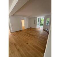 Provisionsfrei: Sanierte 3-Zimmer-Erdgeschosswohnung mit Terasse und Gartenanteil - Berlin Mahlsdorf