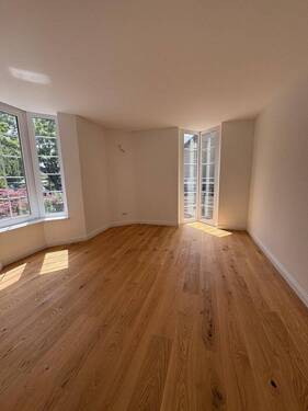 Zimmer 1 - 3 Zimmer Etagenwohnung zum Kaufen in Berlin