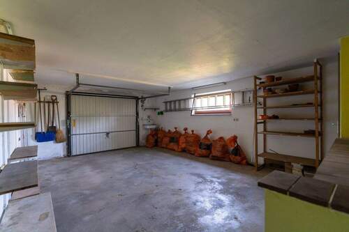 Hausansichten 11 - Die Garage.jpg - 