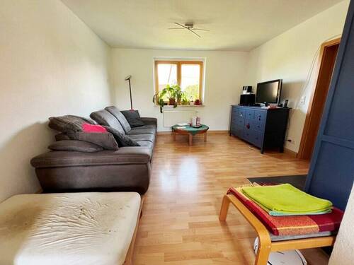 Teilbereich Wohnzimmer - 6 Zimmer Etagenwohnung zum Kaufen in Dresden