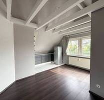 Ein Schmuckstück ist diese 2-Zimmer-Atelierwohnung mit EBK und Balkon in ruhiger Lage - Filderstadt Bonlanden