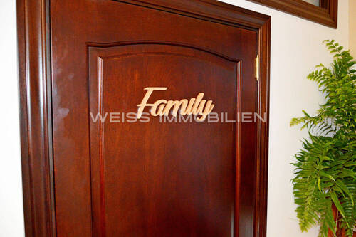 Eingangstür zum Zimmer - 