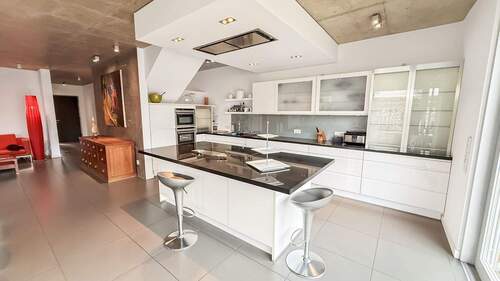 EG Hochwertige Einbauküche - 