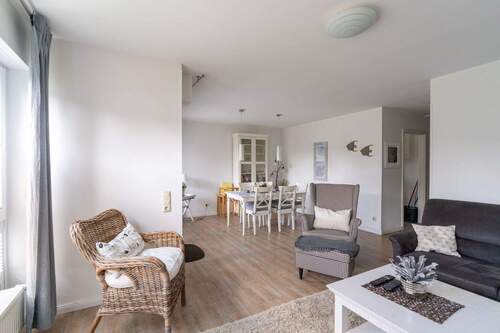 1_Wohn-und_Esszimmer_5.jpg - 