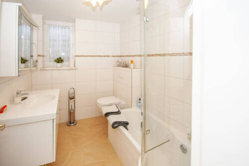 Badezimmer II - 
