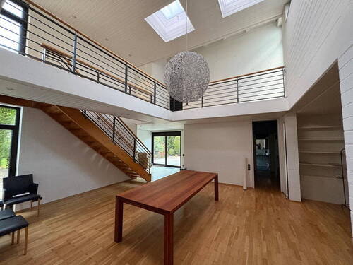 Wohn-Essbereich - Haupthaus - 1 Zimmer Mehrfamilienhaus, Wohnhaus zum Kaufen in Kronberg im Taunus