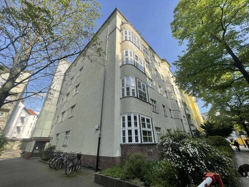 03. - 2 Zimmer Etagenwohnung in Berlin