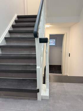 Treppenhaus - 2 Zimmer Etagenwohnung in Baesweiler-Setterich